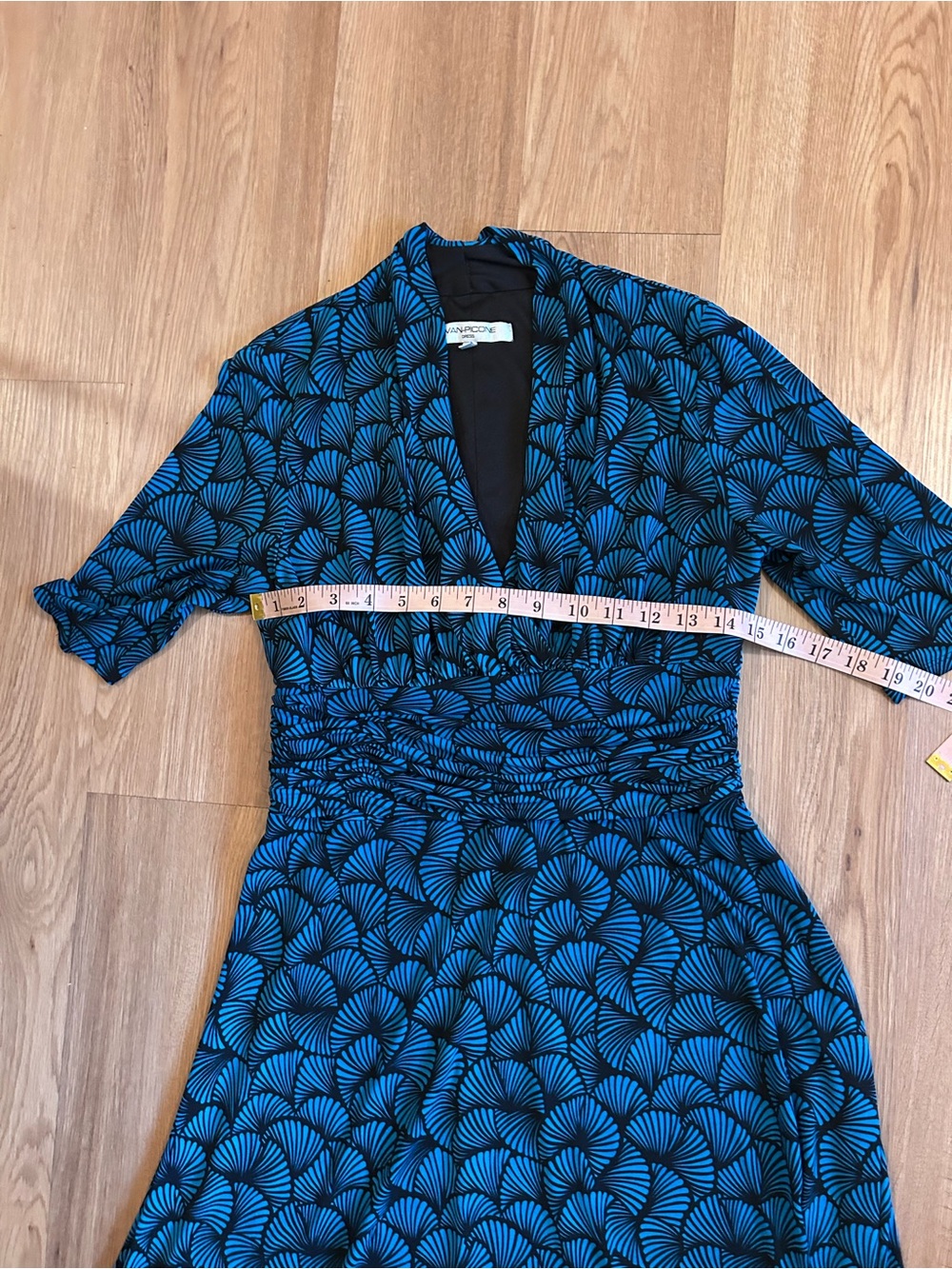 Evan Picone Blue Fan-Print V-Neck Midi Dress - Picture 4 of 8
